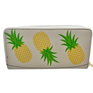Tropical Pineapple Zippered Wallet Creamy Beige Cruise Wear NWOT